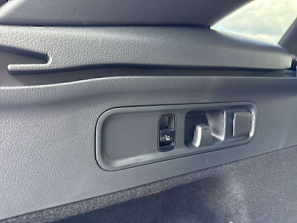 Certified 2026 Mercedes-Benz GLC 300 4MATIC image 31