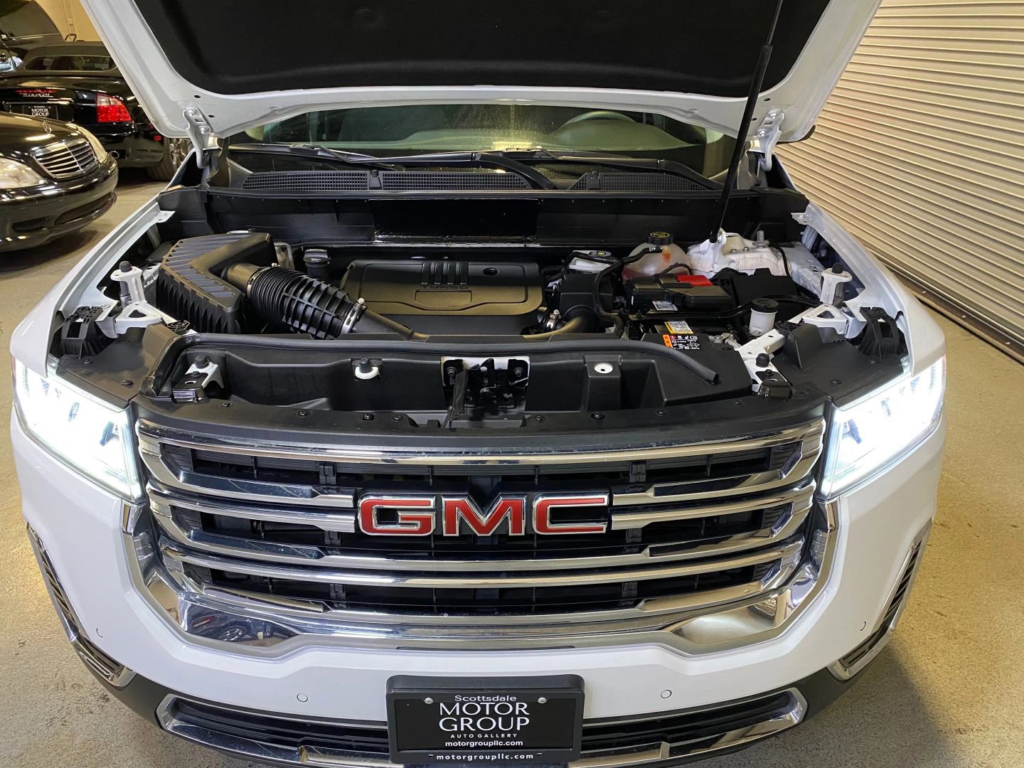 Used 2022 GMC Acadia SLE FWD image 39