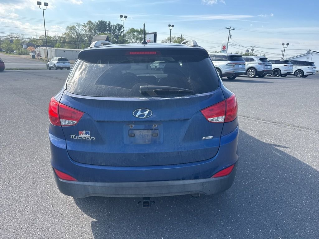 Used 2015 Hyundai Tucson SE image 4