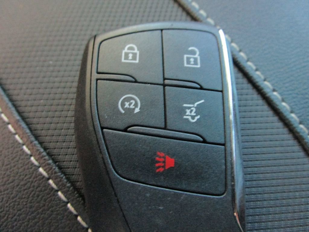 Used 2024 Chevrolet Traverse RS image 42