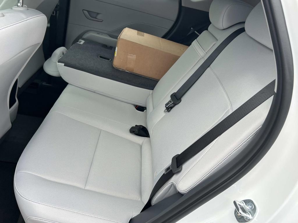 New 2026 Hyundai Kona SEL Sport FWD image 18