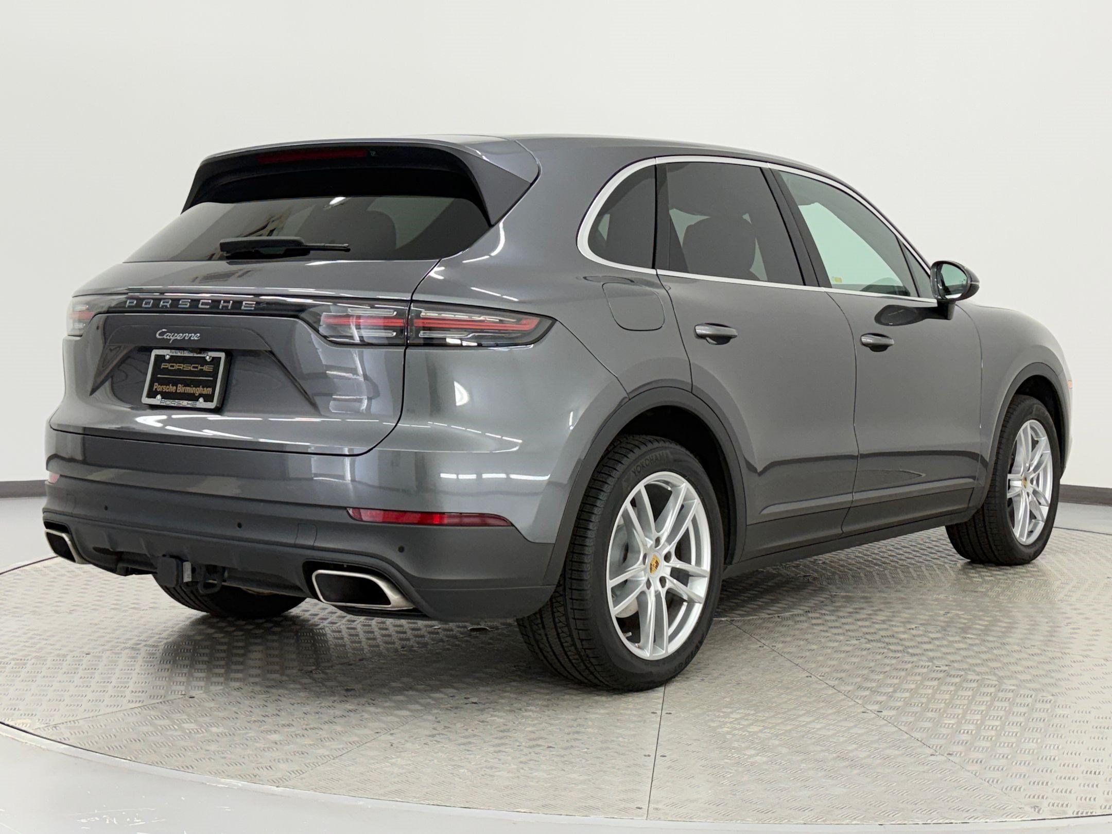 Certified 2023 Porsche Cayenne AWD/4WD image 9