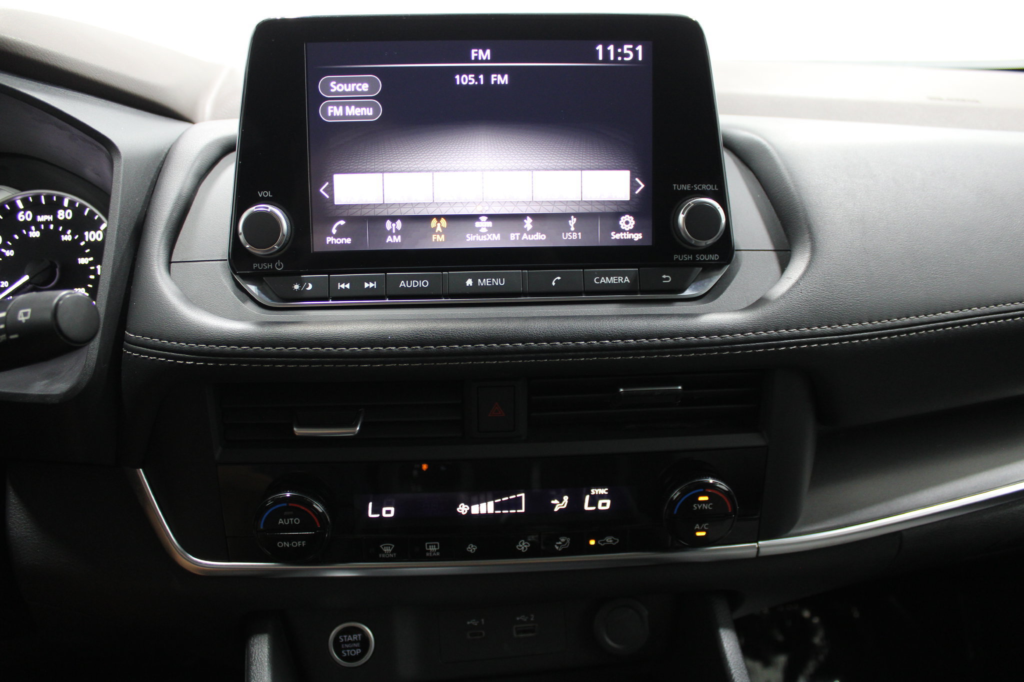 Used 2023 Nissan Rogue SV AWD/4WD image 31