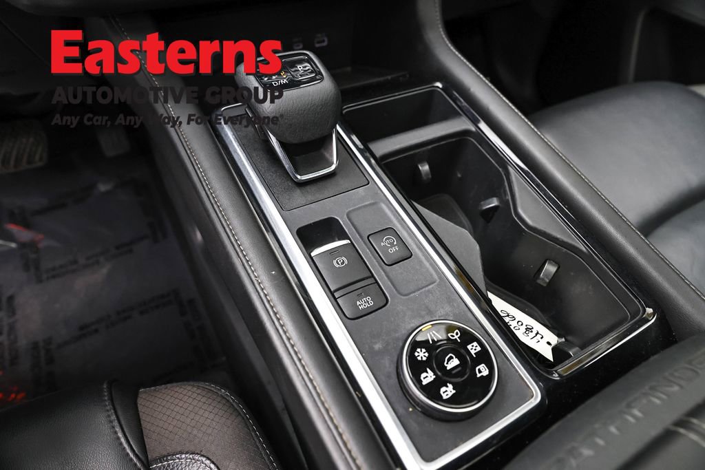 Used 2023 Nissan Pathfinder SL w/ SL Premium Package image 13