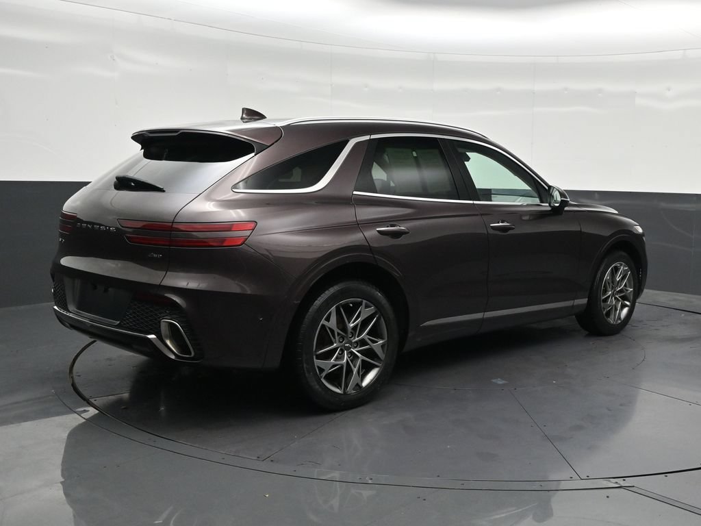 Used 2022 Genesis GV70 2.5T w/ Advanced Package AWD/4WD image 5