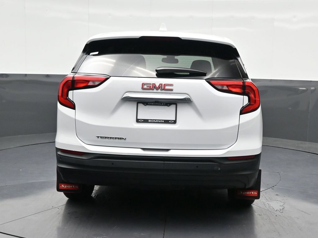 Used 2021 GMC Terrain SLE image 4