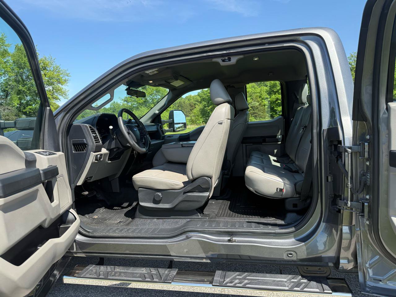 Used 2022 Ford F250 XL w/ Power Equipment Group AWD/4WD image 16