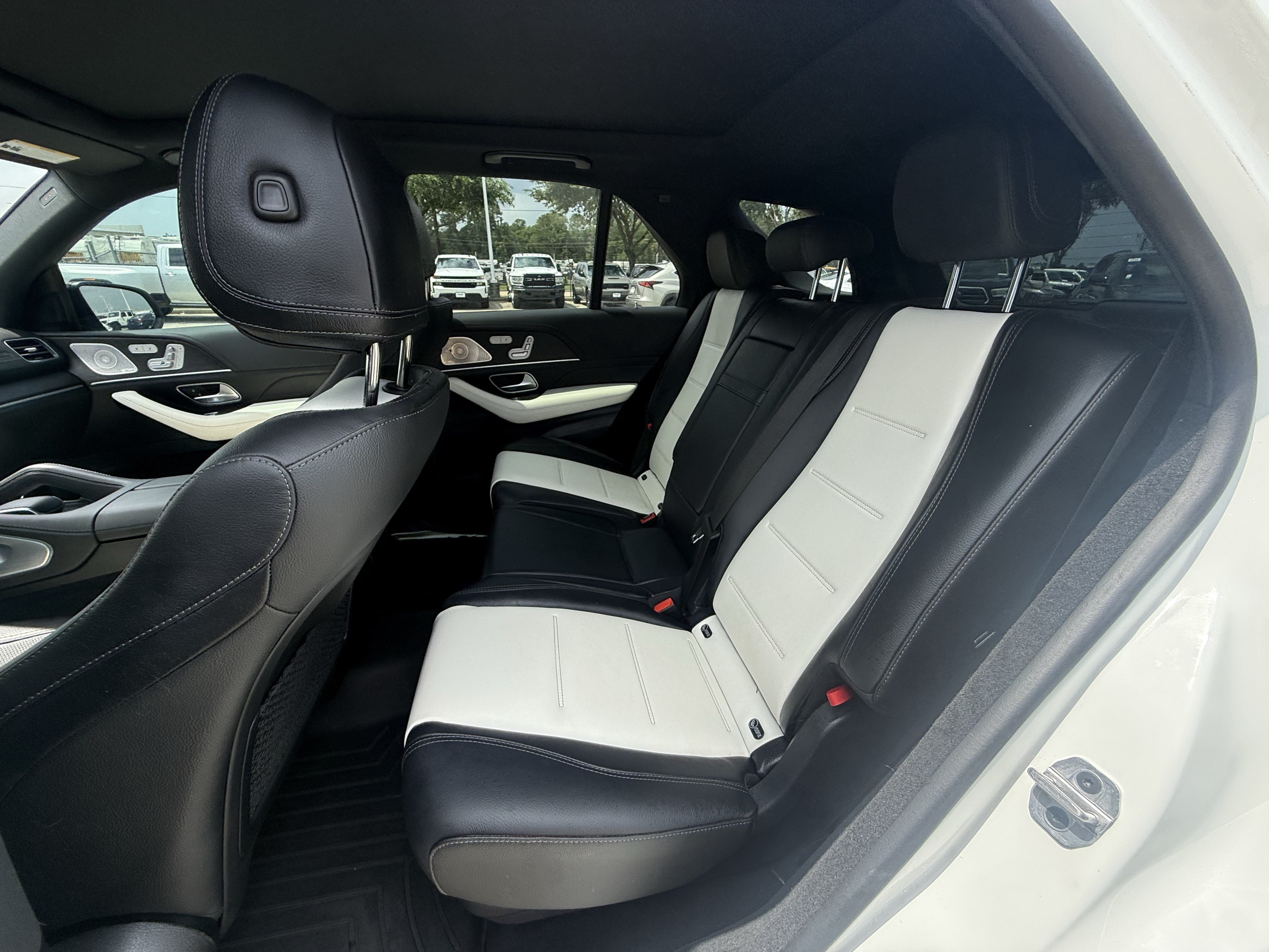 Used 2022 Mercedes-Benz GLE 450 4MATIC image 29