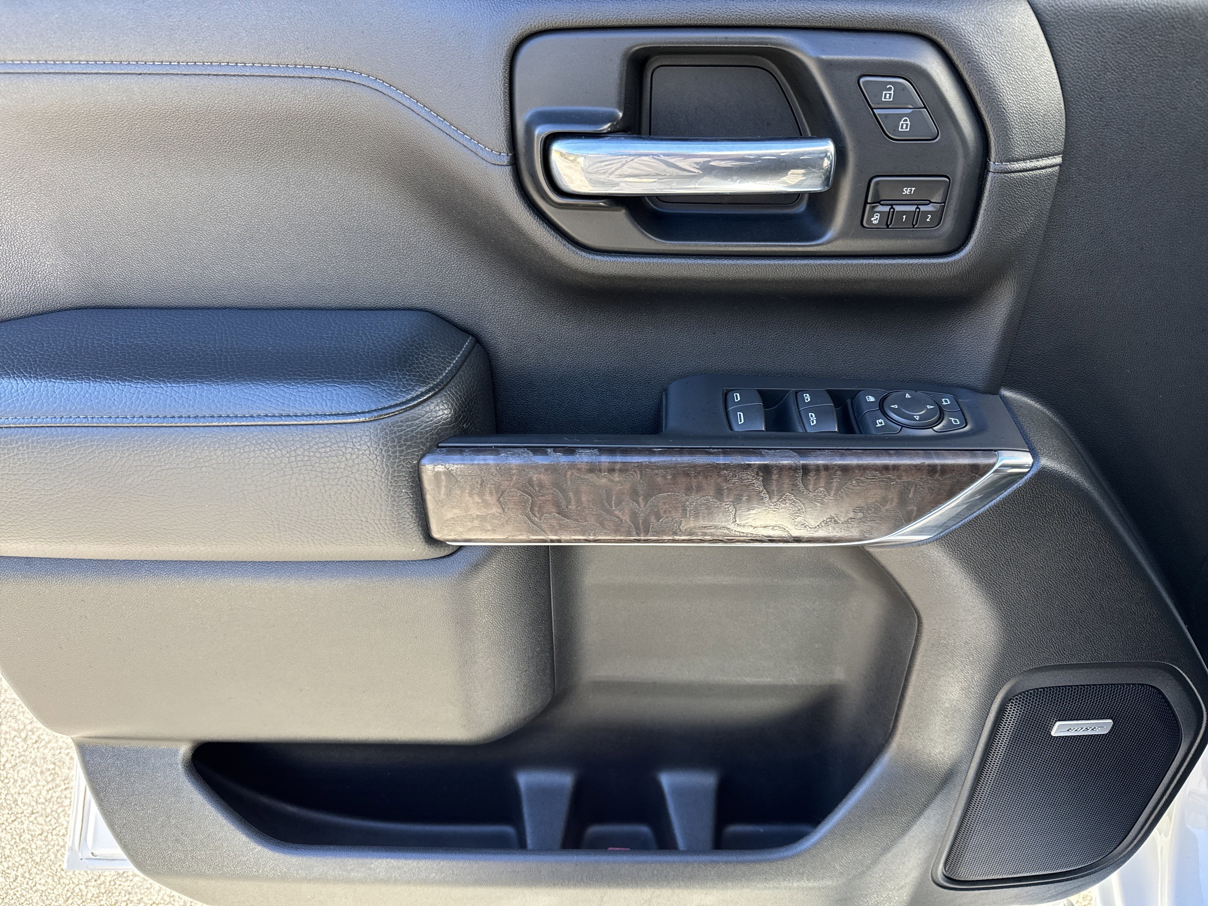 Used 2021 GMC Sierra 1500 Denali w/ Denali Ultimate Package image 13