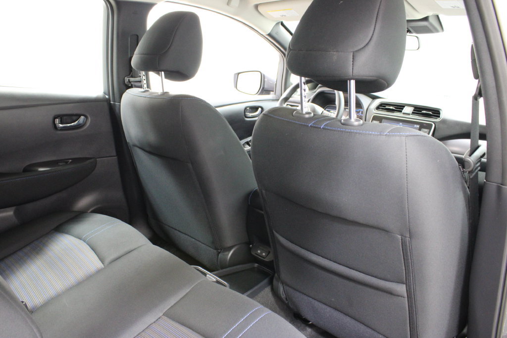 Used 2025 Nissan Leaf S FWD image 19