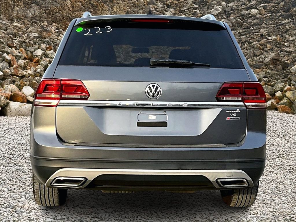 Used 2018 Volkswagen Atlas S image 4
