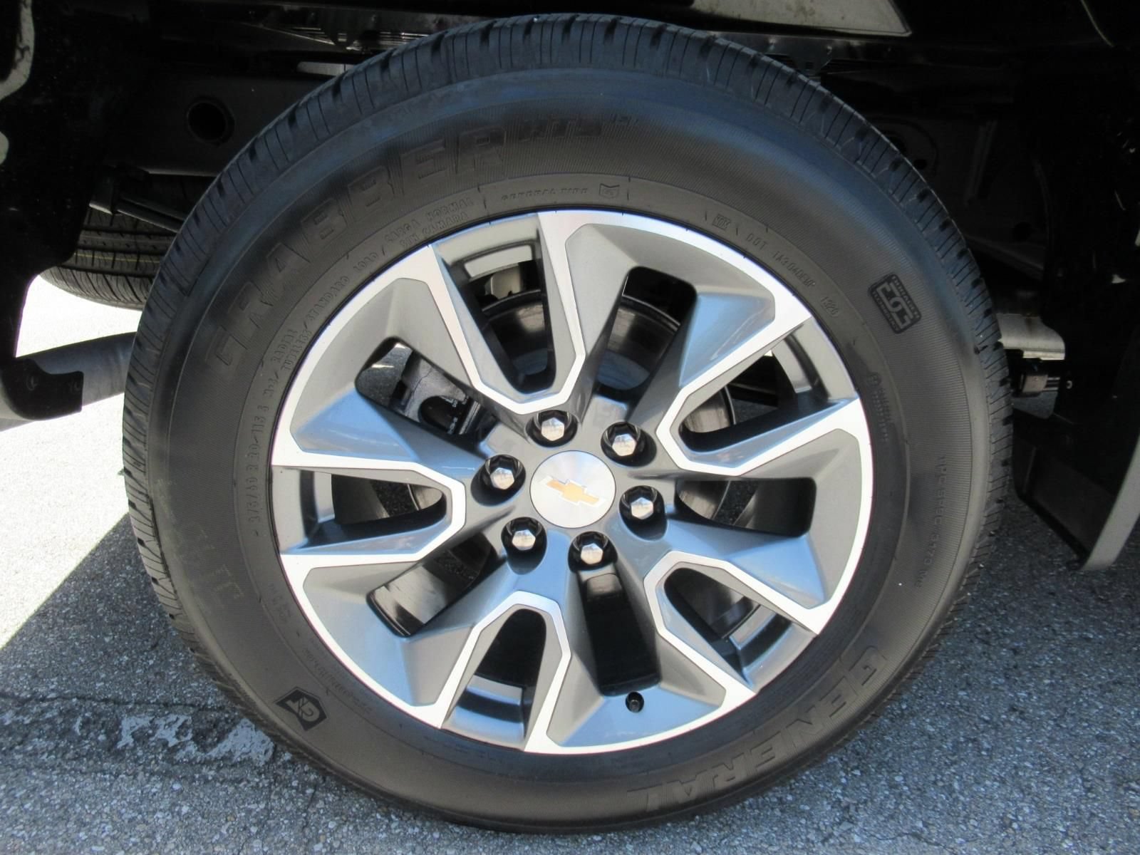 Used 2026 Chevrolet Silverado 1500 LT AWD/4WD image 8