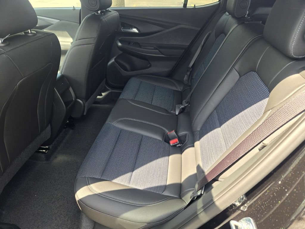Used 2026 Buick Envista Preferred FWD image 28