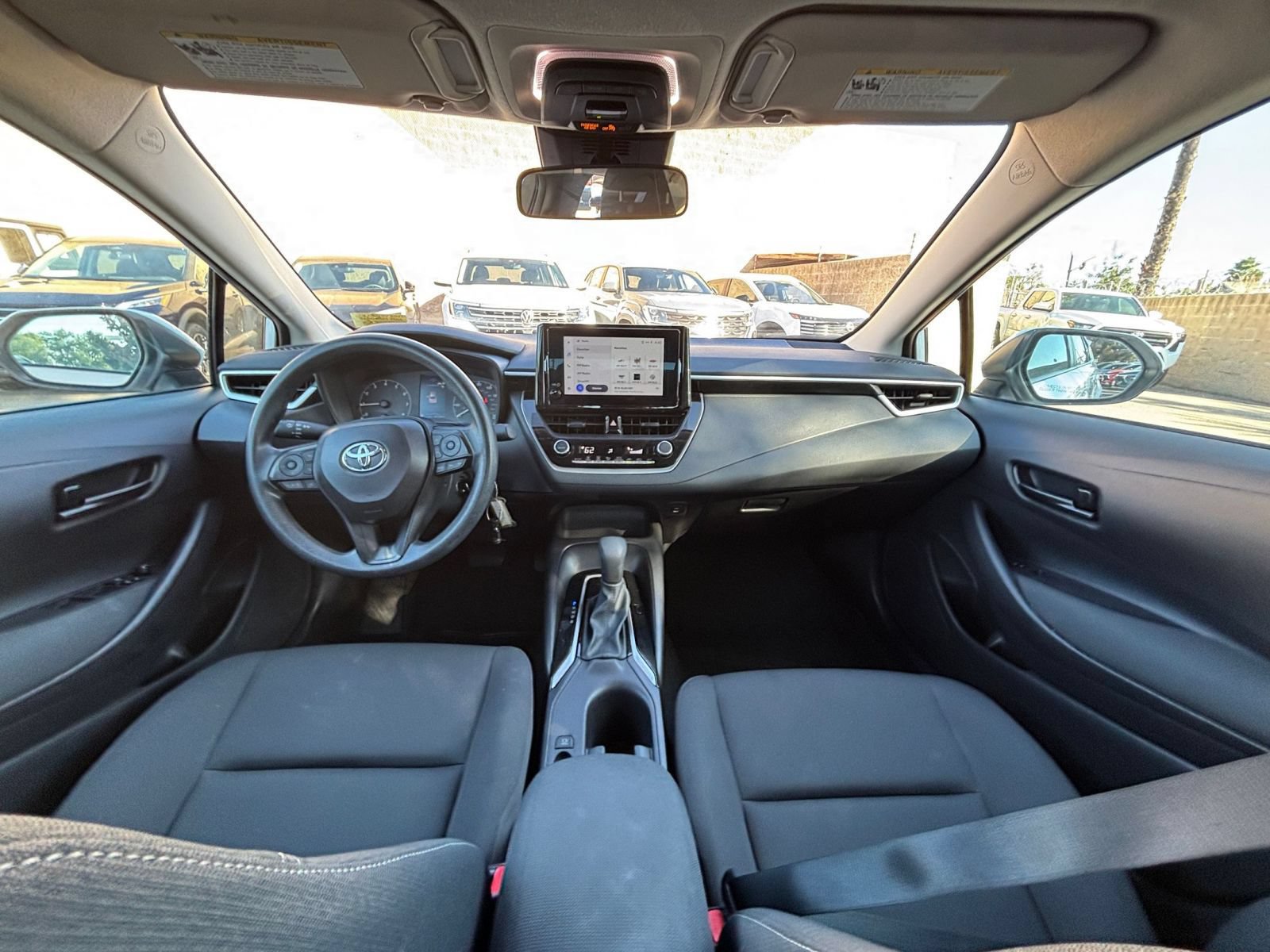 Used 2025 Toyota Corolla LE FWD image 30