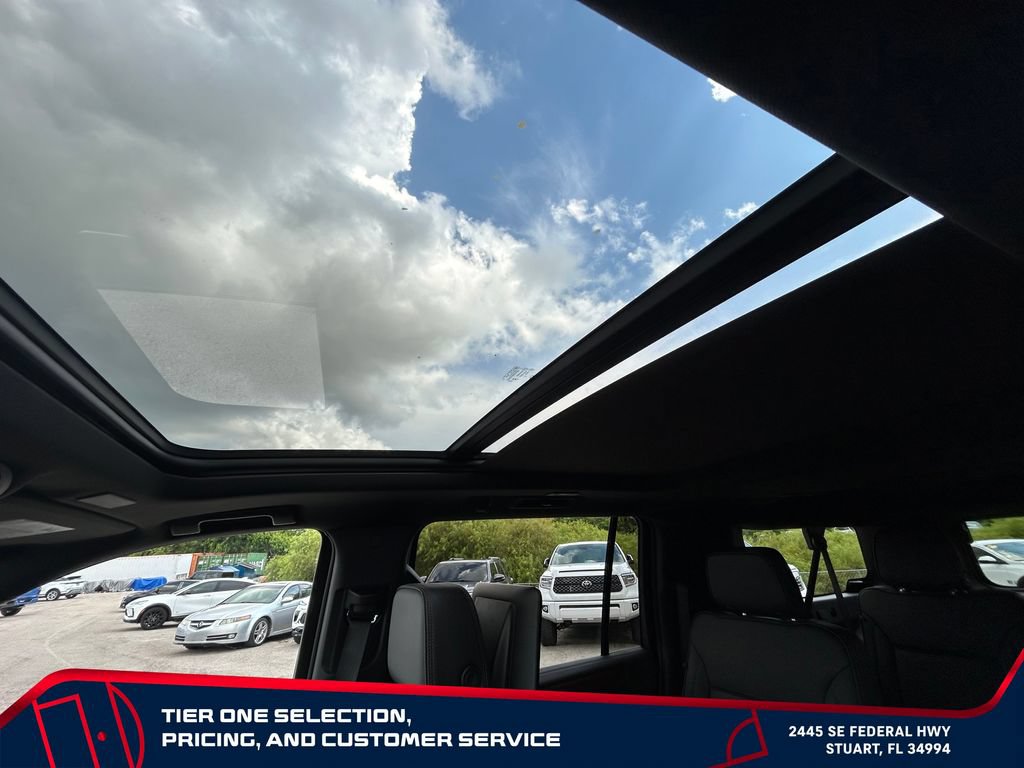 New 2026 GMC Yukon XL Denali w/ Denali Reserve Package AWD/4WD image 36
