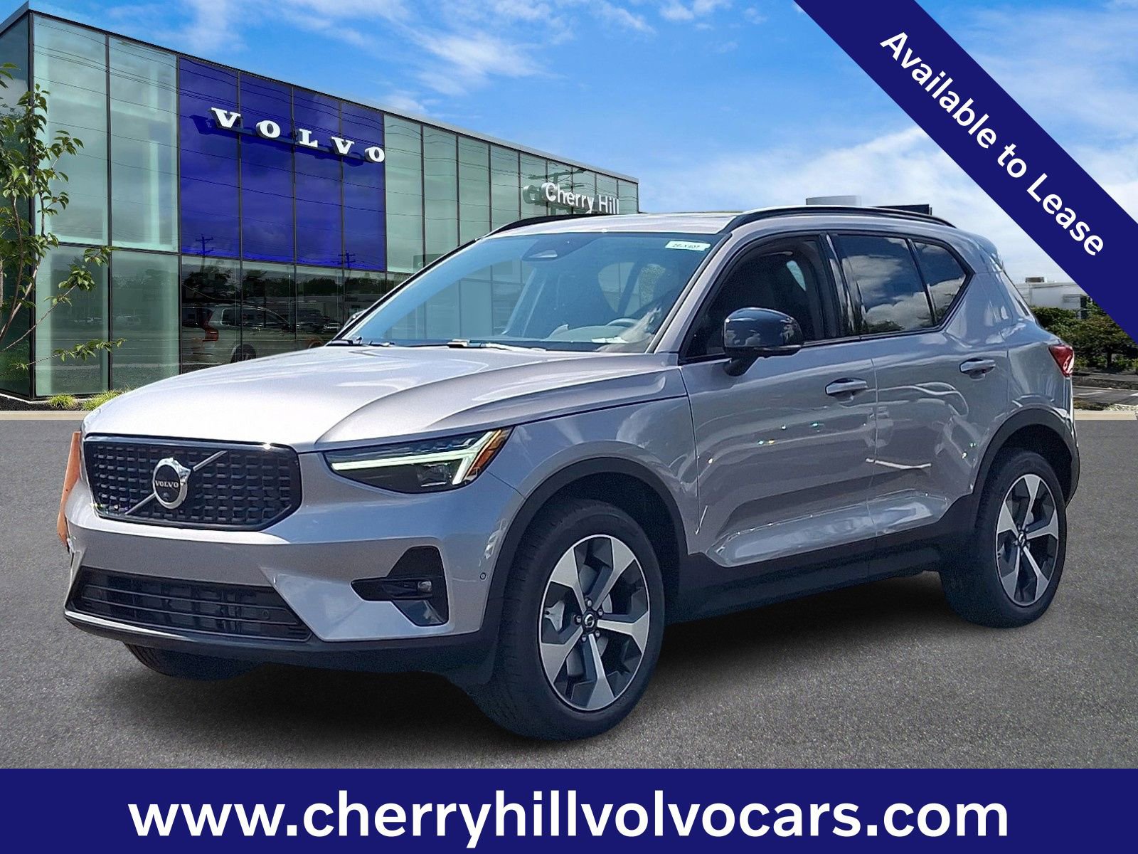 Certified 2026 Volvo XC40 B5 Plus w/ Protection Package Premier image 3
