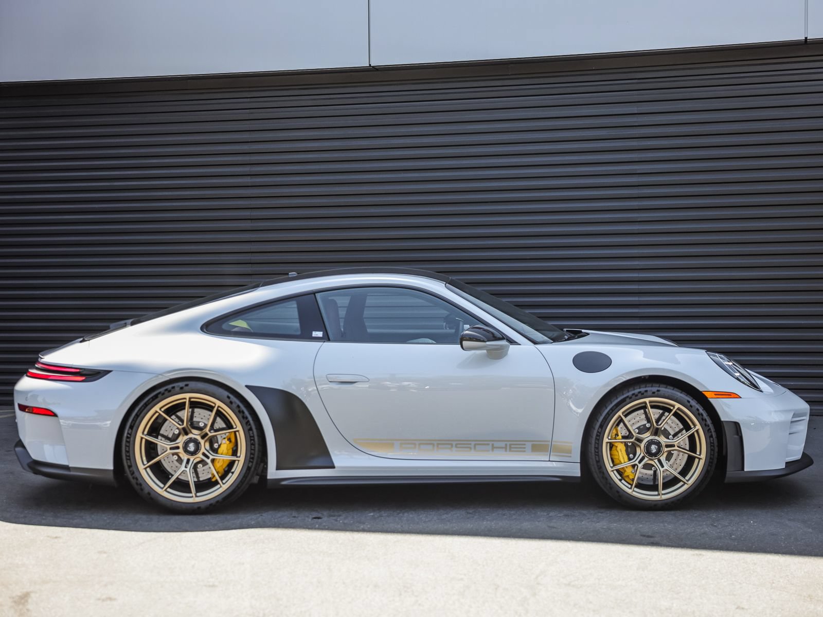 Used 2026 Porsche 911 GT3 RWD image 8