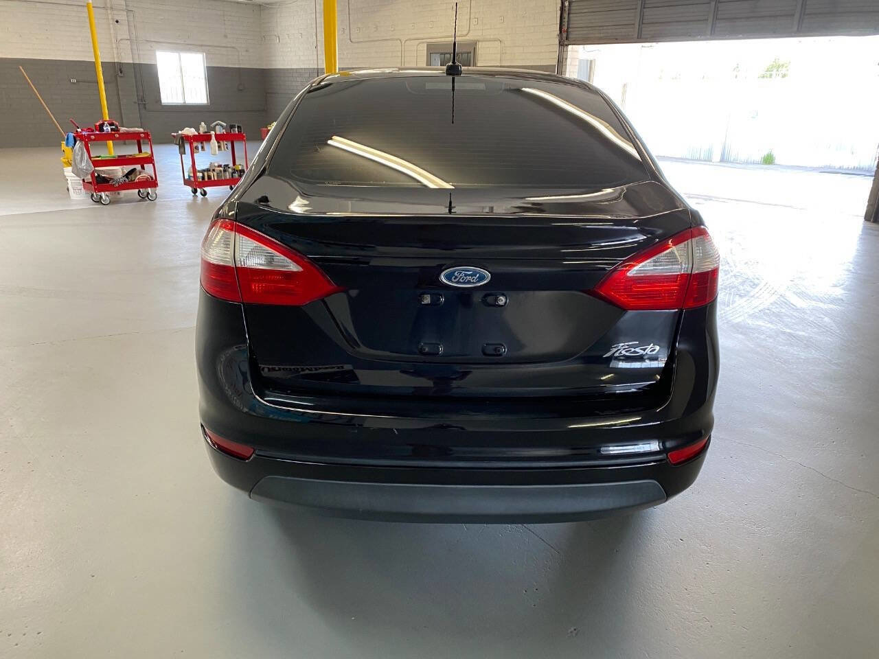 Used 2016 Ford Fiesta S FWD image 3