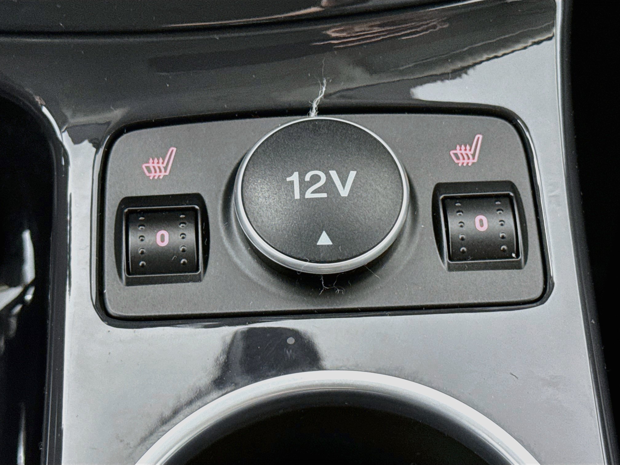 Used 2013 Ford Escape Titanium w/ Parking Technology Pkg FWD image 19