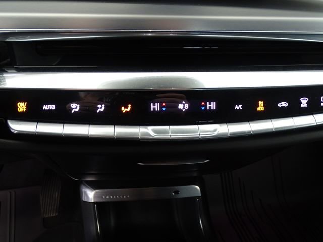 Used 2025 Cadillac Lyriq Luxury w/ LPO, Floor Liner Package image 12