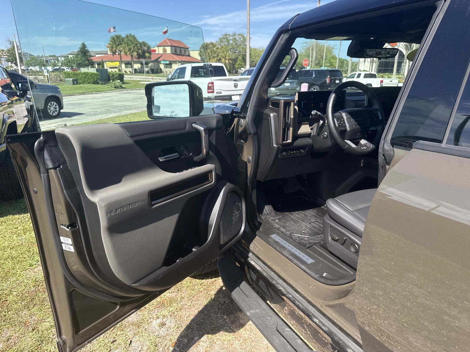 Used 2024 GMC Hummer EV 3X AWD/4WD image 20