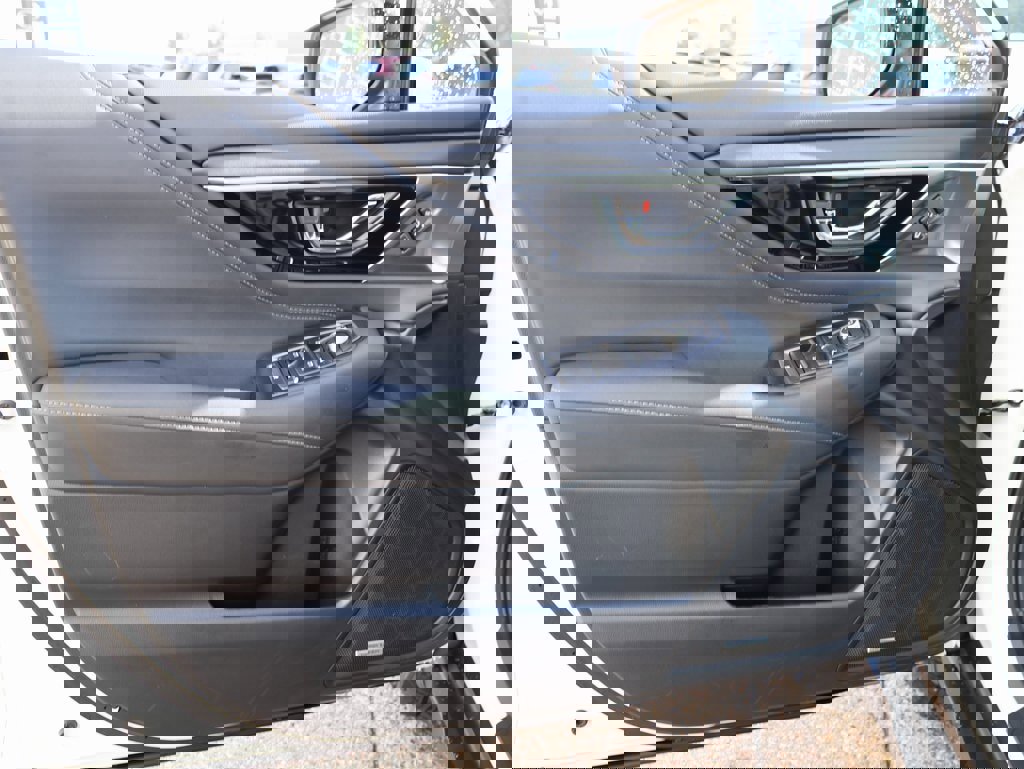 Used 2024 Subaru Outback Limited image 22