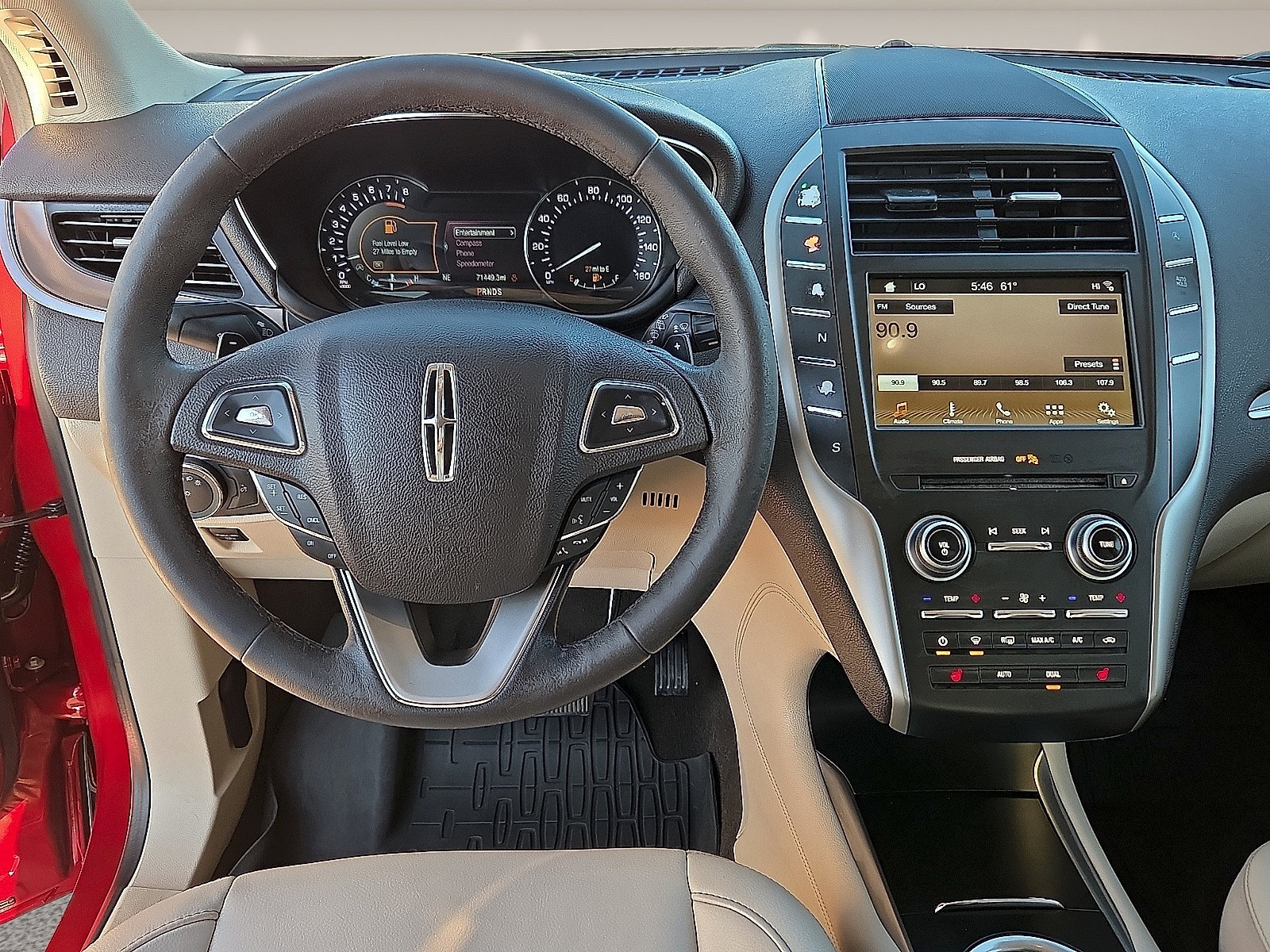 Used 2019 Lincoln MKC Premiere FWD image 12