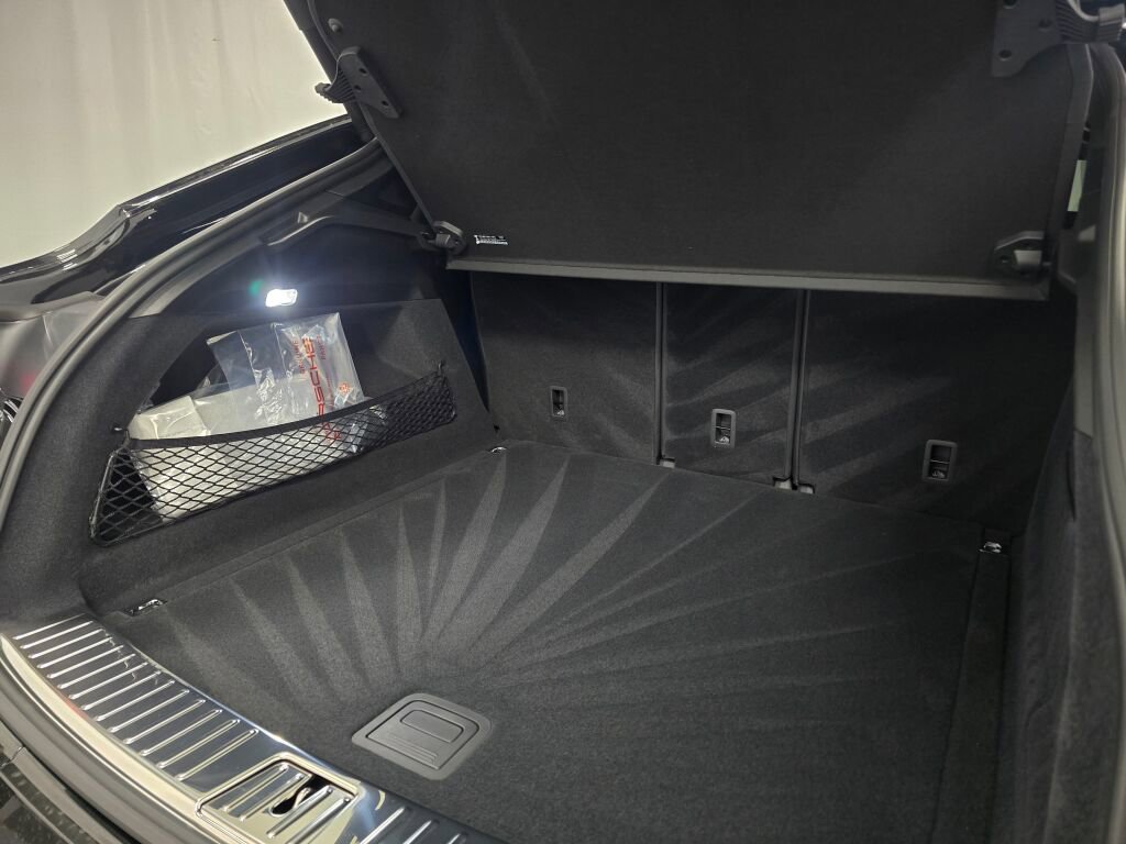 New 2026 Porsche Cayenne GTS image 23