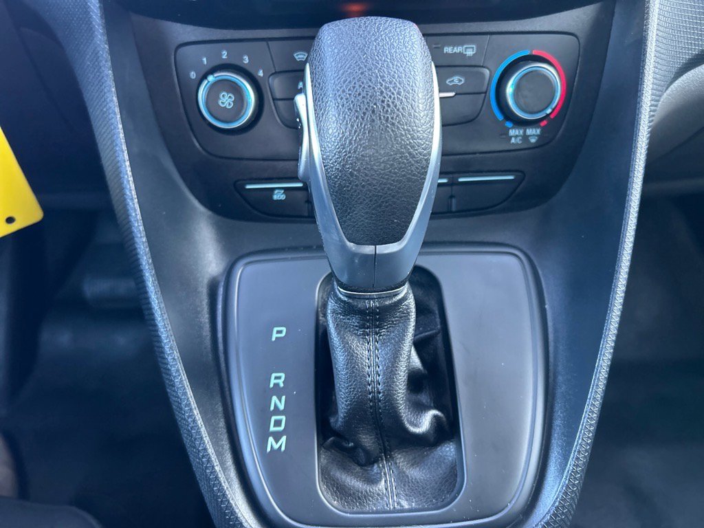 Used 2023 Ford Transit Connect XL image 28