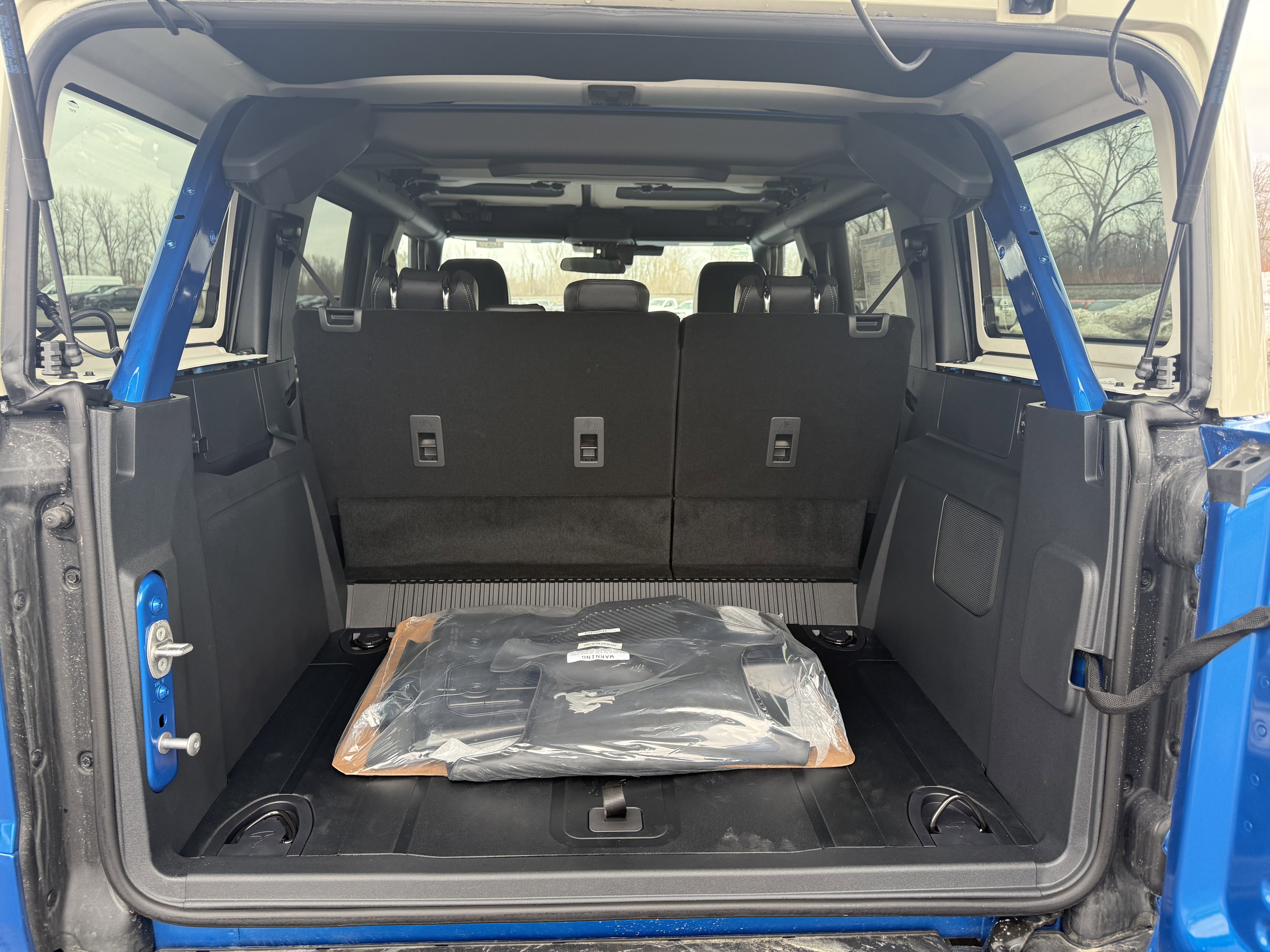 New 2026 Ford Bronco Badlands w/ Sasquatch Package image 9