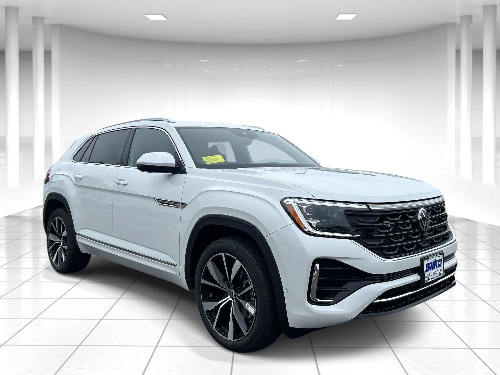 New 2026 Volkswagen Atlas Cross Sport SEL Premium R-Line