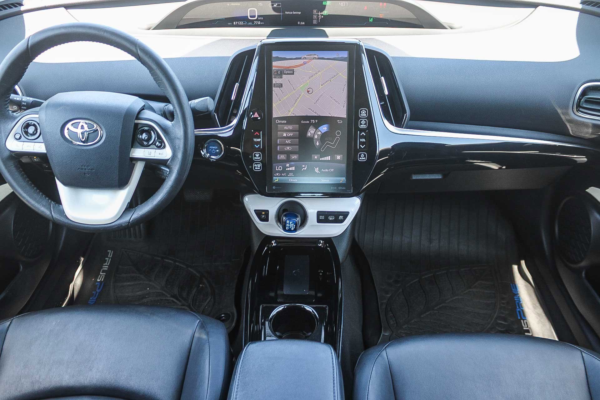 Certified 2017 Toyota Prius Prime Premium FWD image 13