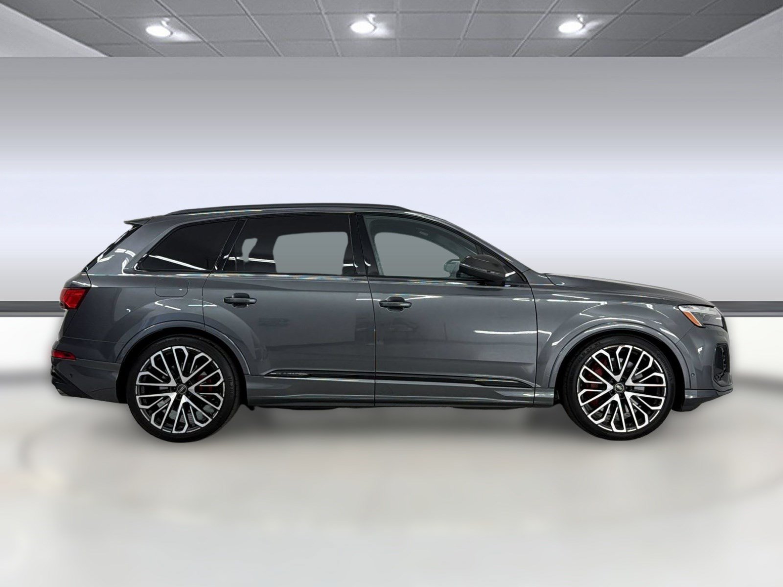 Used 2025 Audi SQ7 Prestige AWD/4WD image 8