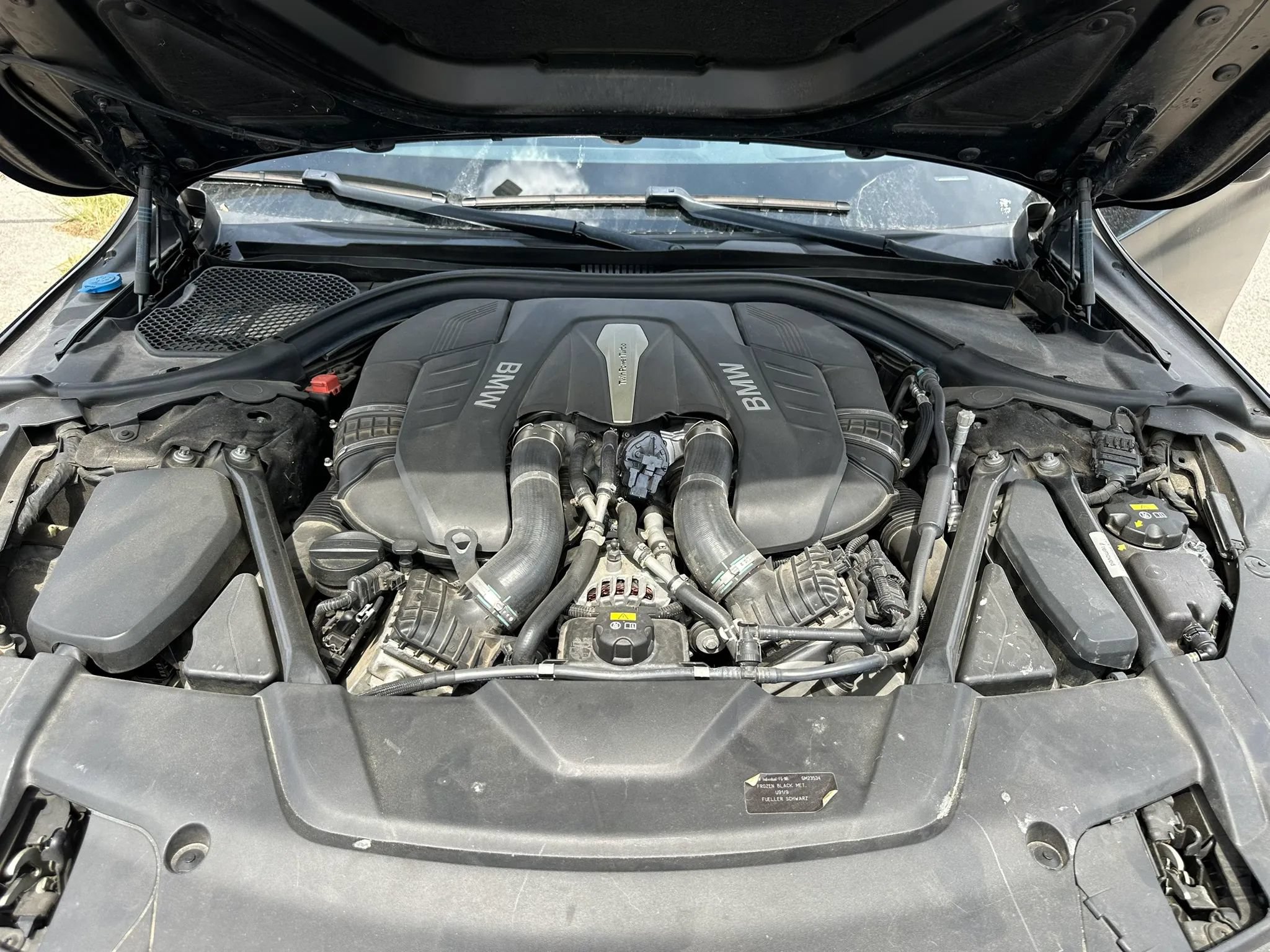 Used 2018 BMW 750i RWD image 19