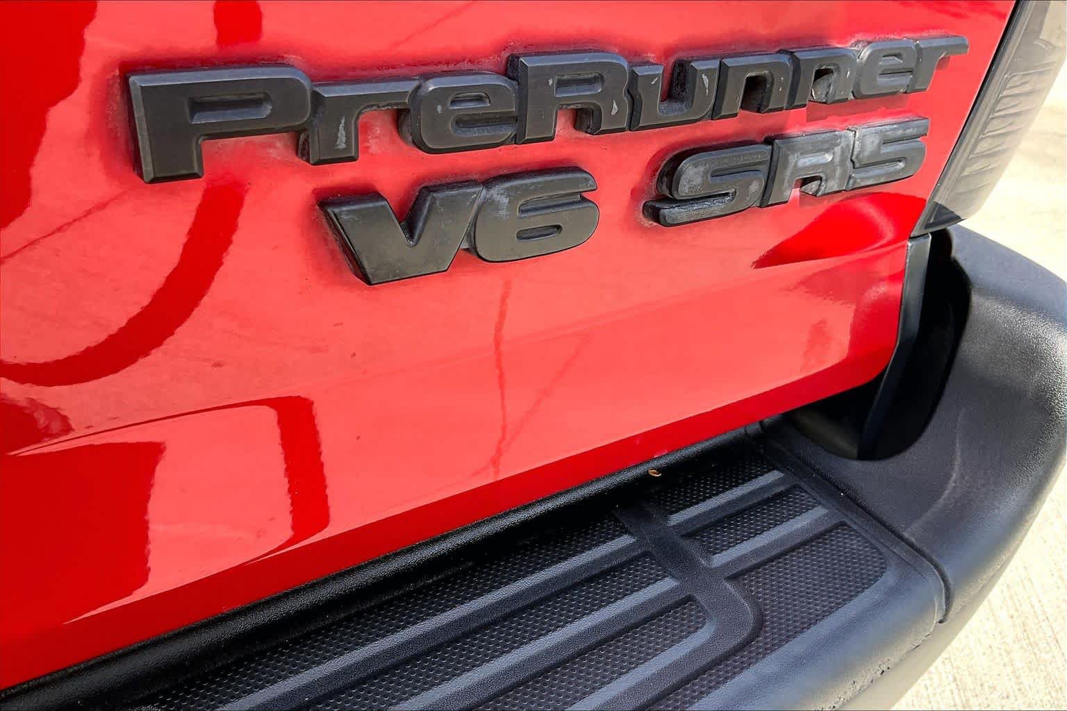 Used 2009 Toyota Tacoma PreRunner w/ SR5 Pkg #2 RWD image 9