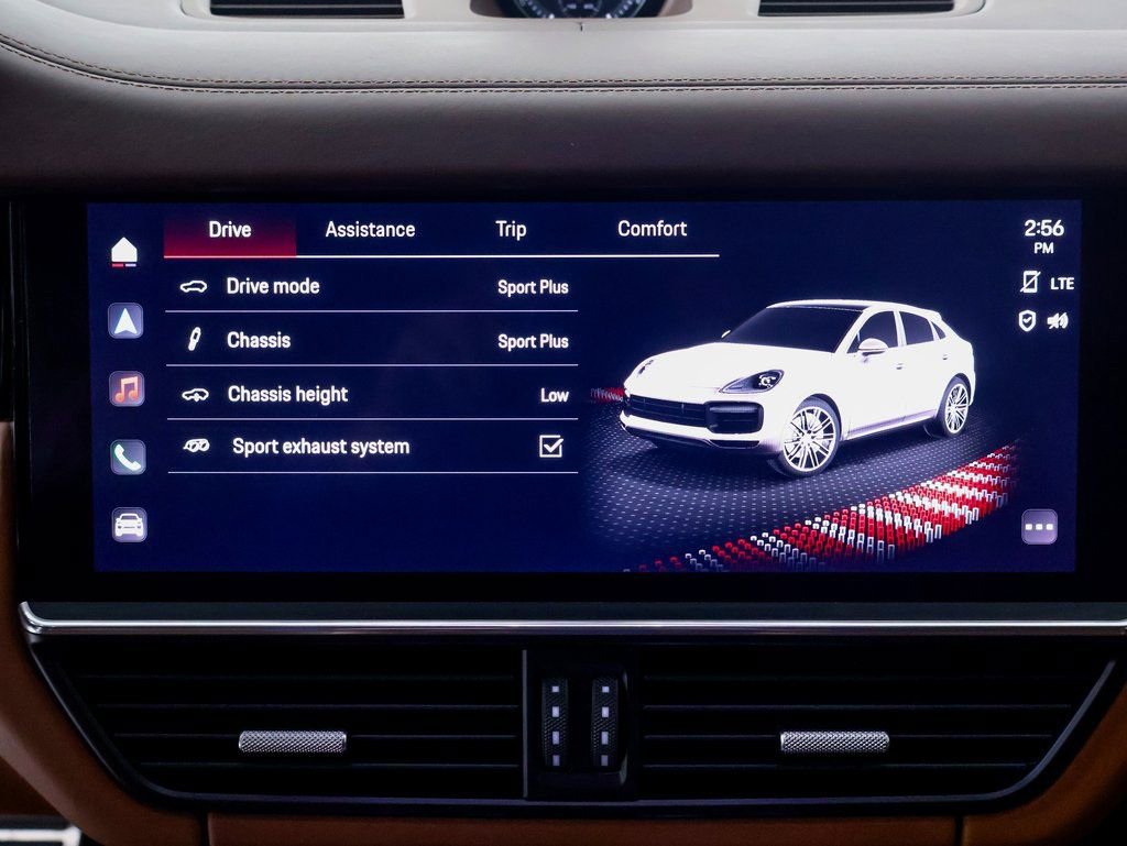 Certified 2023 Porsche Cayenne Turbo S image 14