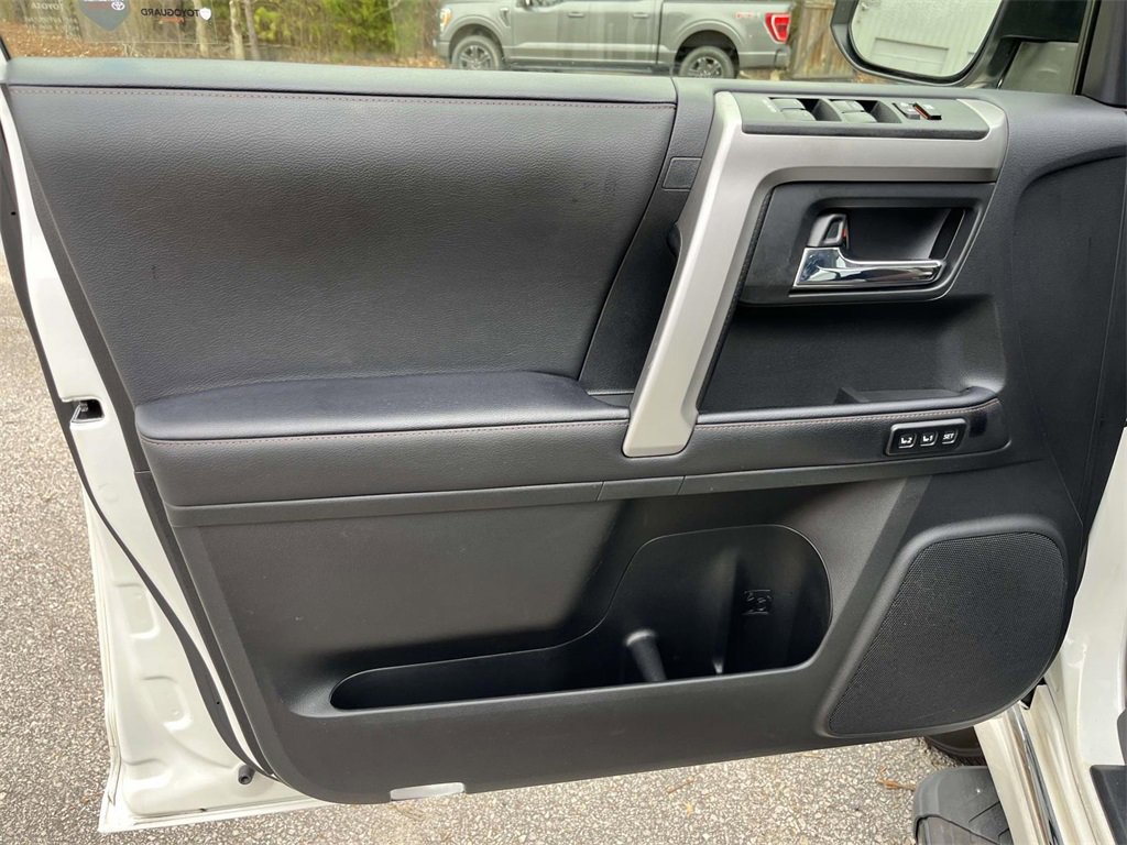 Used 2023 Toyota 4Runner Limited image 13