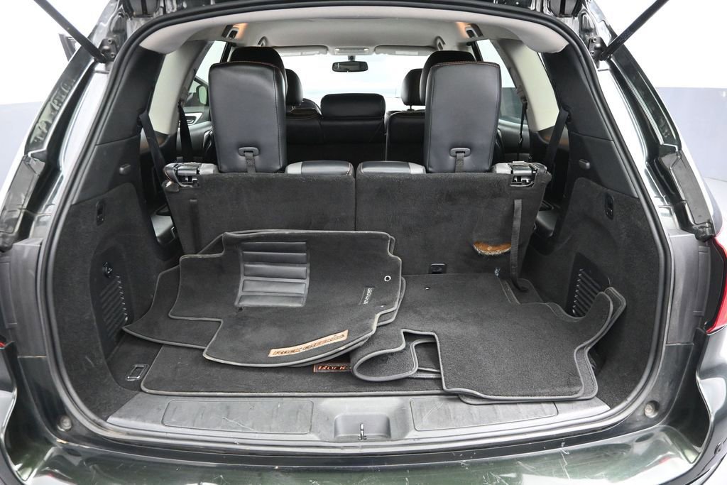 Used 2019 Nissan Pathfinder SV w/ Rock Creek Edition FWD image 11