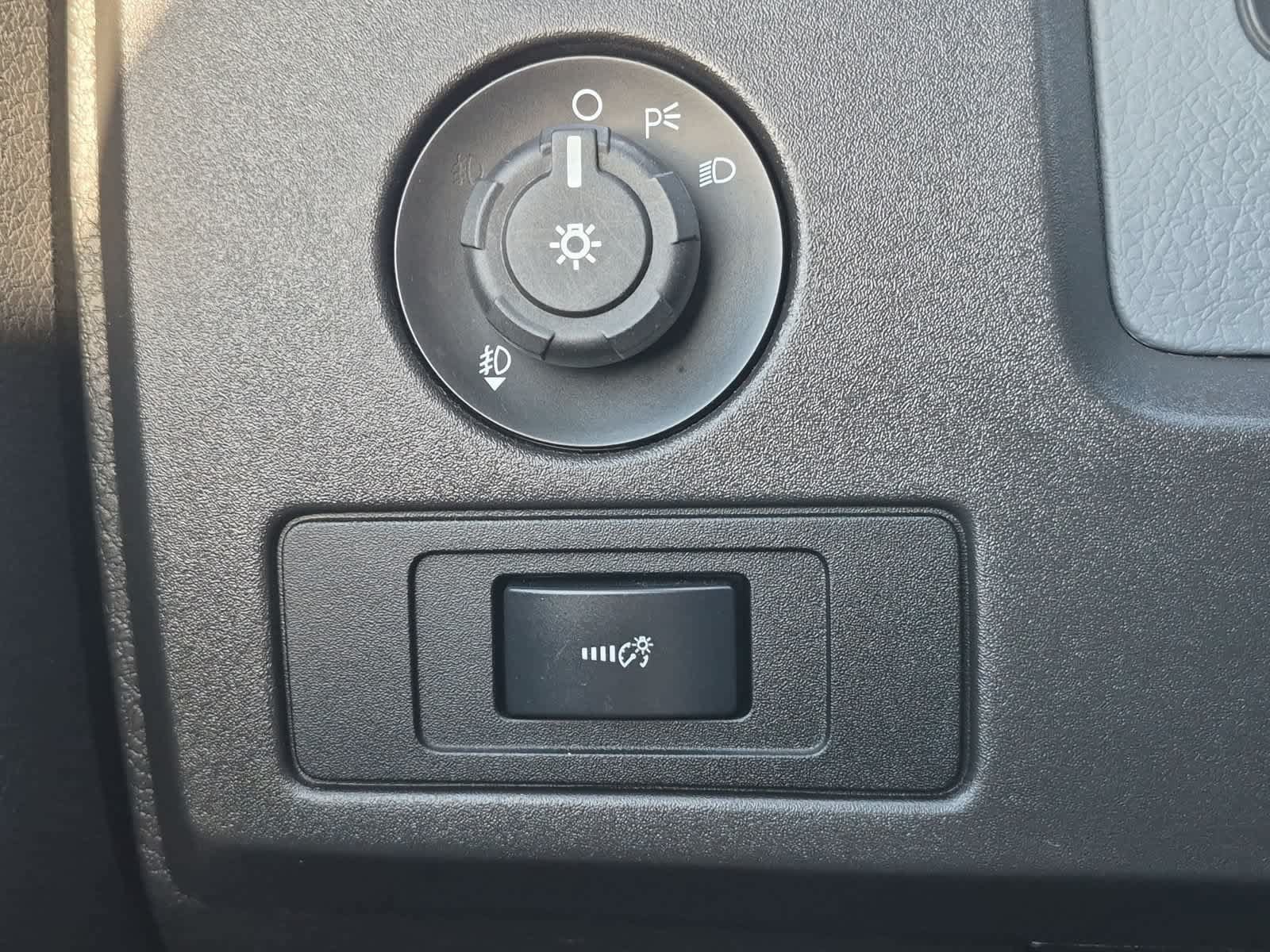Used 2014 Ford F150 STX w/ Equipment Group 201A Mid AWD/4WD image 26