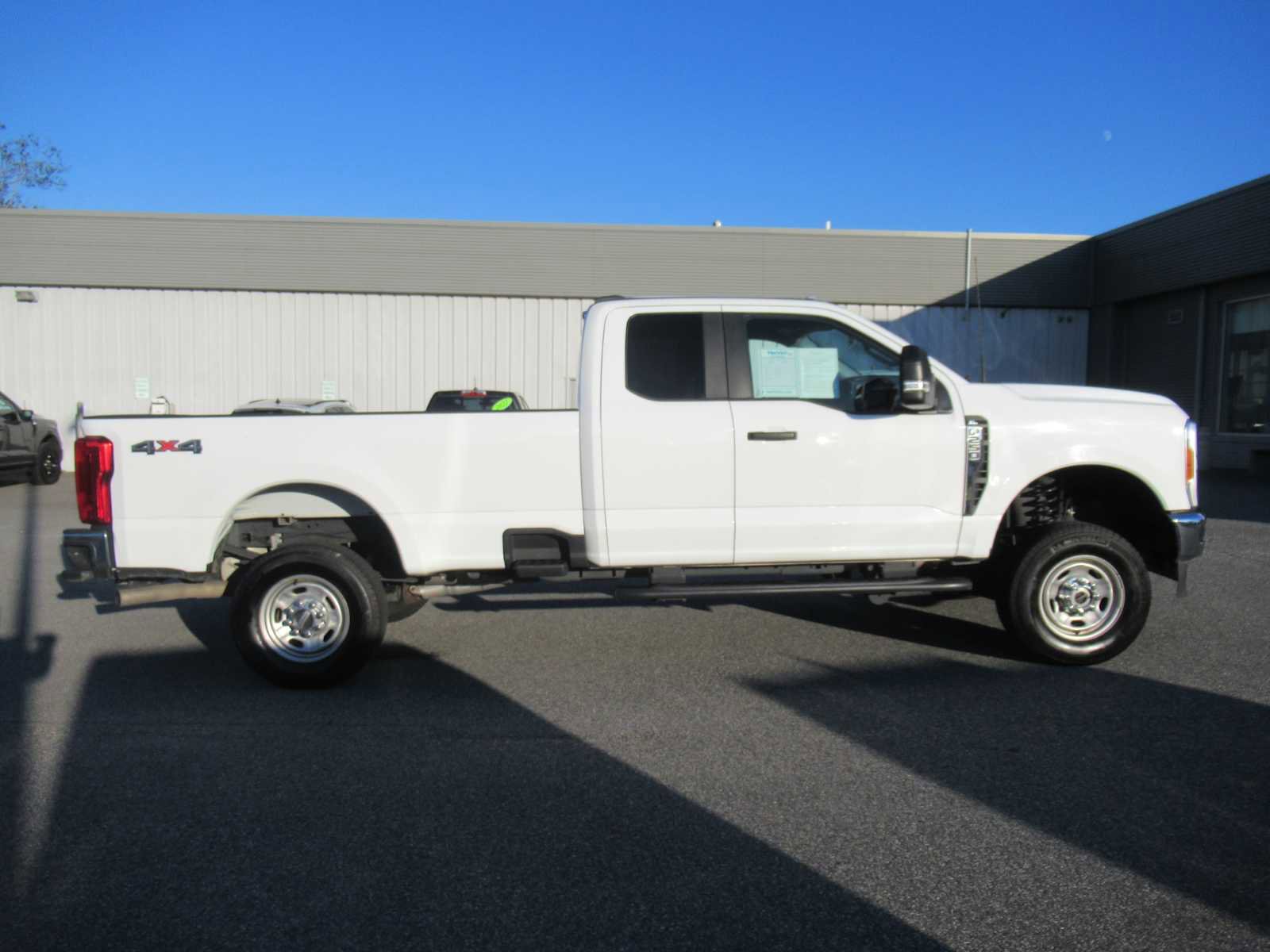Used 2023 Ford F250 XL w/ XL Chrome Package image 4