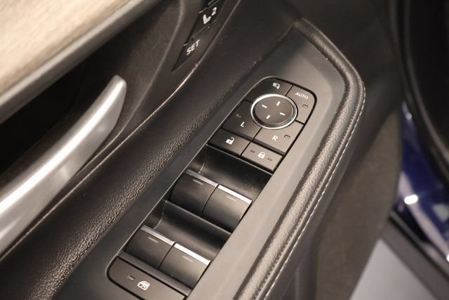 Certified 2024 Toyota Grand Highlander AWD image 12