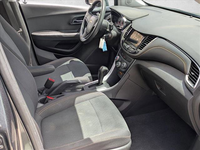 Used 2019 Chevrolet Trax LS image 19