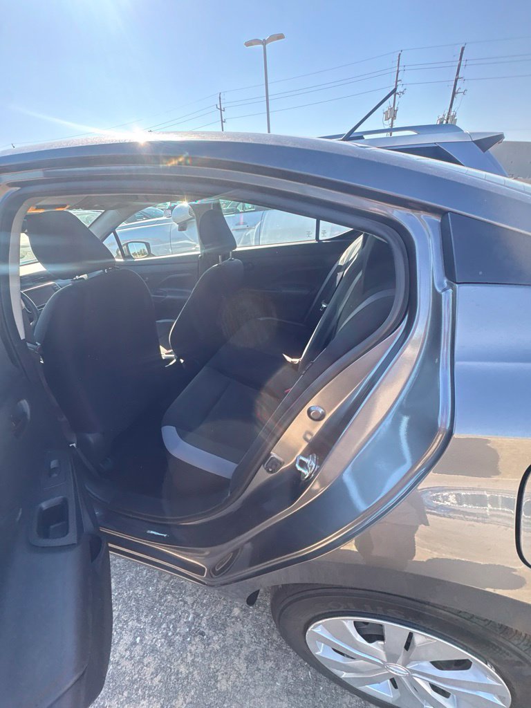 Used 2025 Nissan Versa S FWD image 5