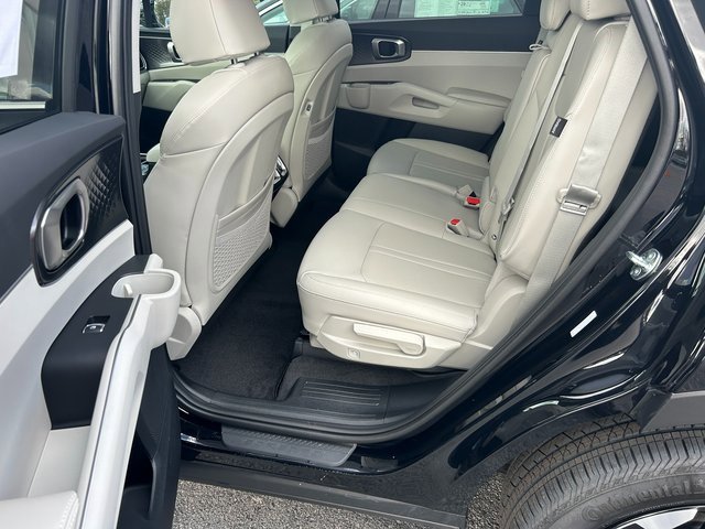 New 2025 Kia Sorento S w/ Panoramic Sunroof Package image 19