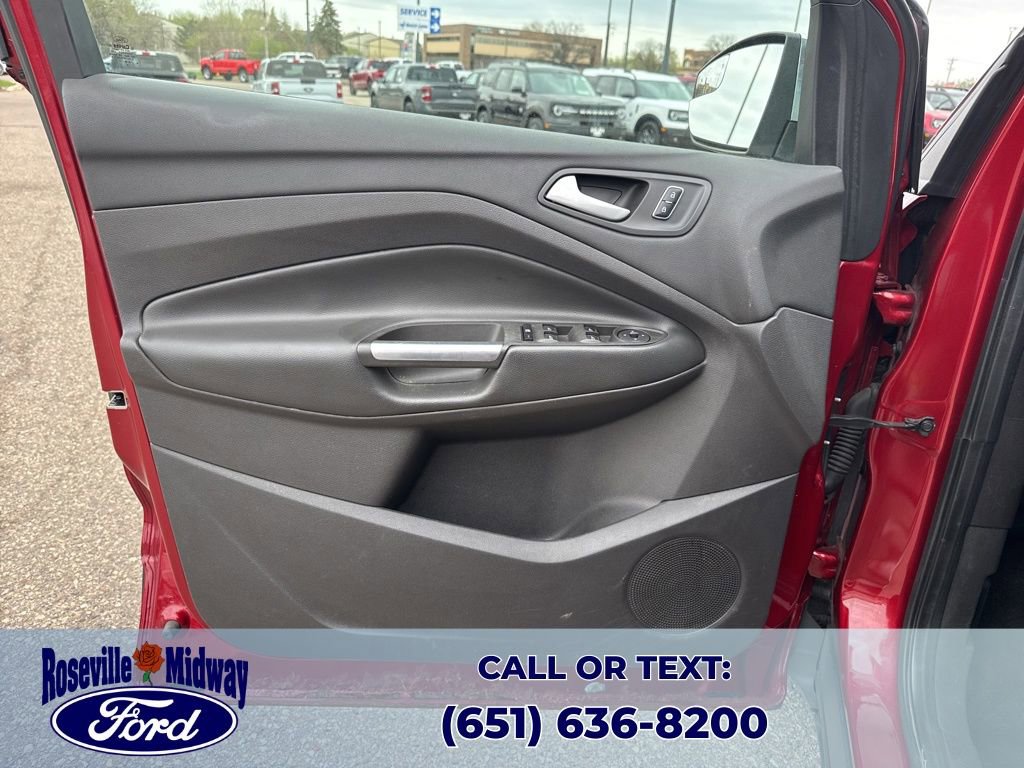 Used 2014 Ford Escape SE w/ SE Chrome Package AWD/4WD image 31
