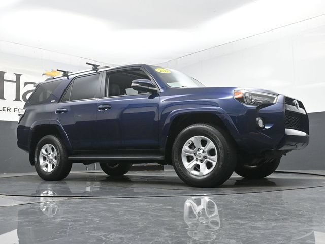 Used 2019 Toyota 4Runner SR5 Premium AWD/4WD image 2