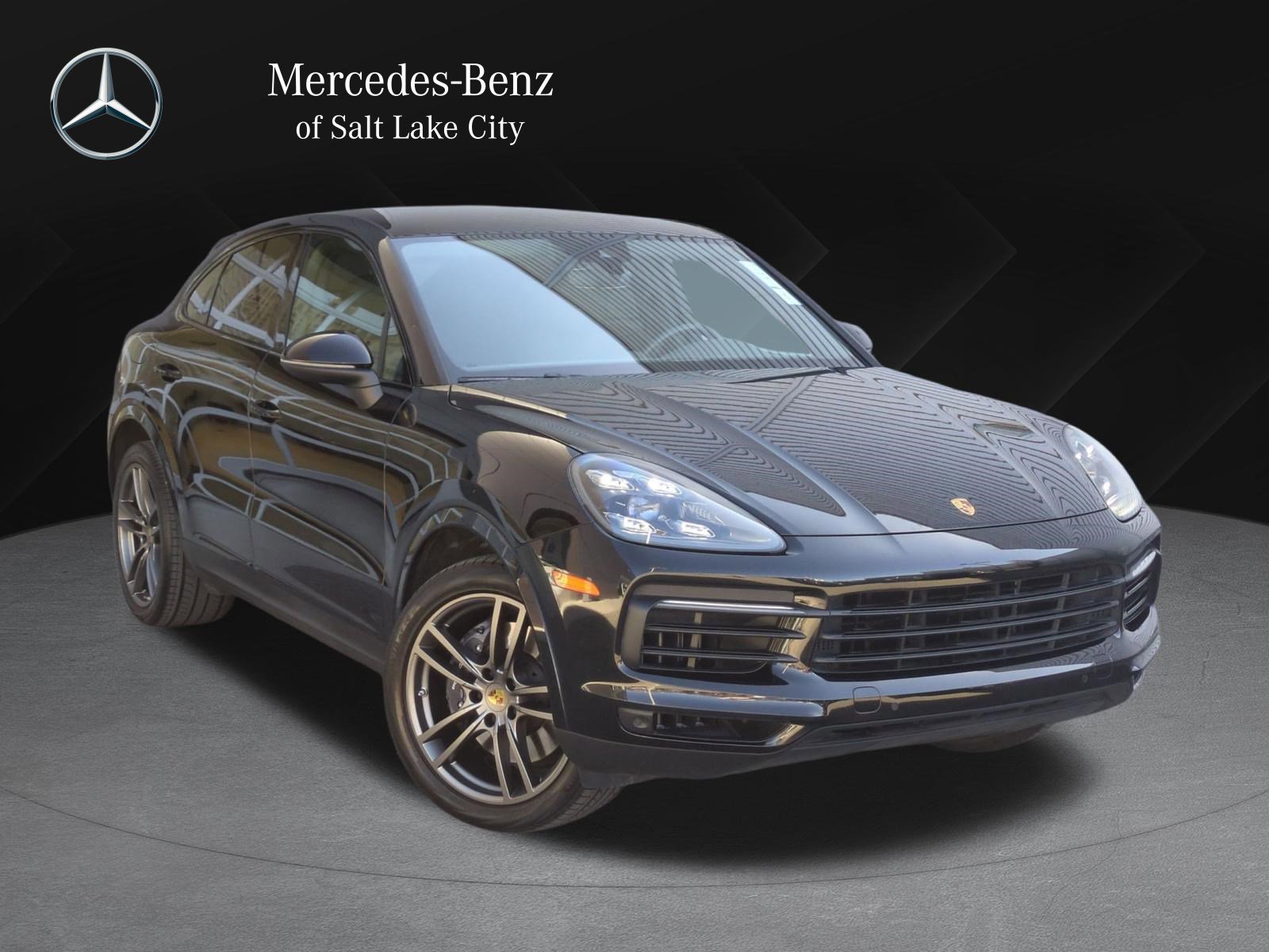Used 2021 Porsche Cayenne Coupe image 1