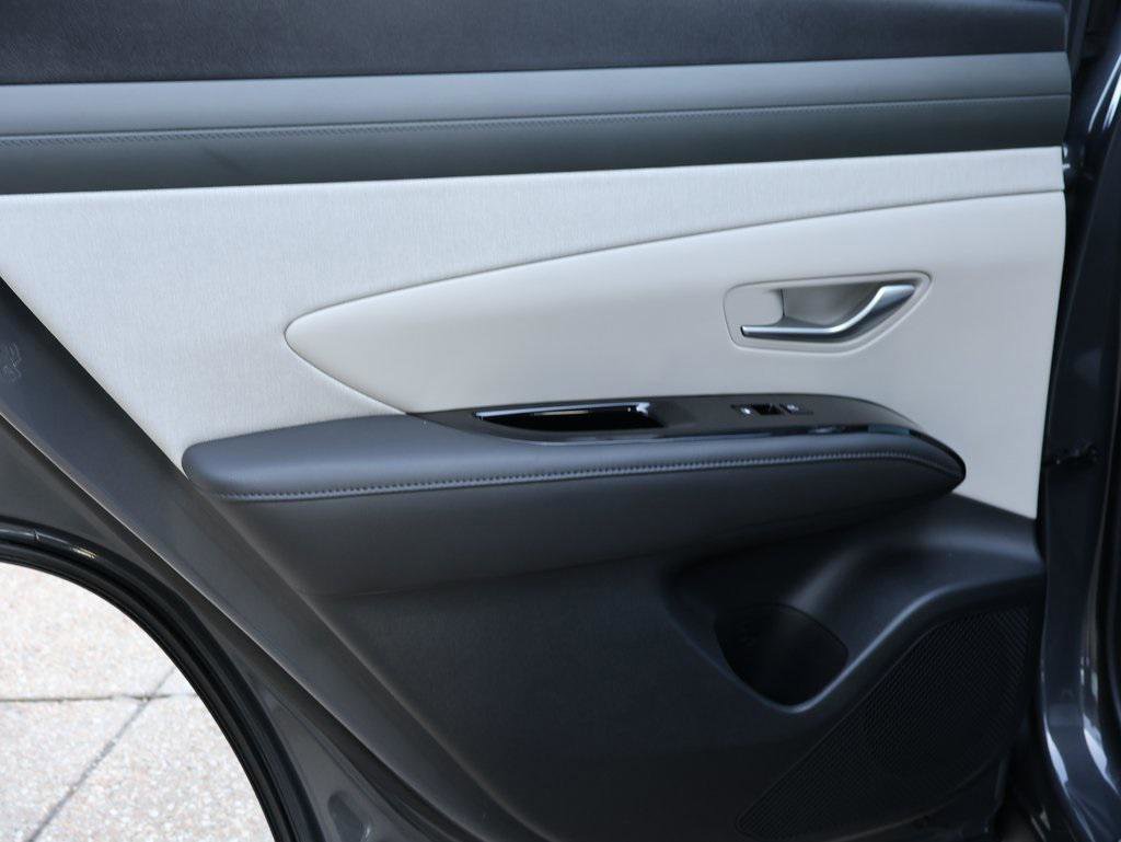 New 2026 Hyundai Tucson Limited image 18