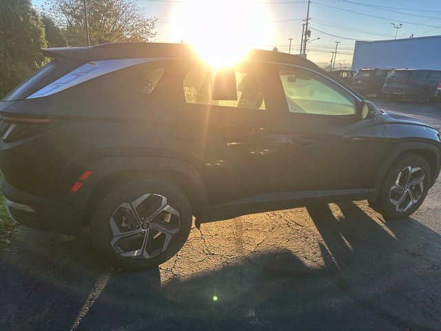 Used 2022 Hyundai Tucson Limited AWD/4WD image 7