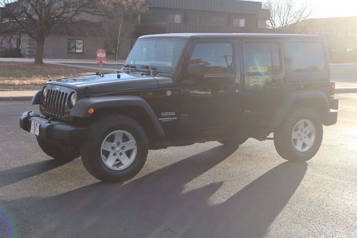 Used 2012 Jeep Wrangler Unlimited Sport image 10